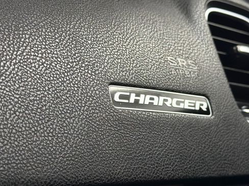 Used 2023 Dodge Charger SXT w/ Cold Weather Package RWD image 27