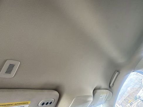 Used 2023 Ford Edge Titanium image 19