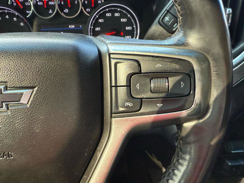 Used 2020 Chevrolet Silverado 1500 LT Trail Boss w/ Convenience Package AWD/4WD image 18