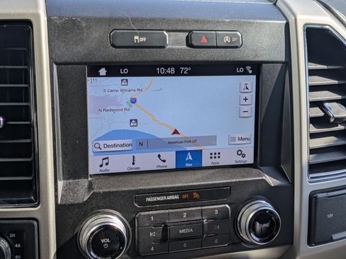 Used 2019 Ford F150 Lariat w/ Equipment Group 502A Luxury AWD/4WD image 24