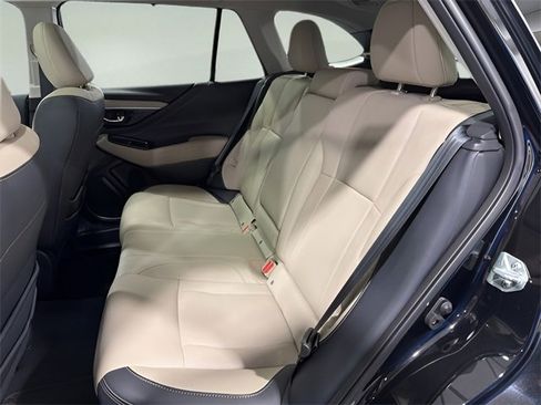 Used 2023 Subaru Outback Limited image 31