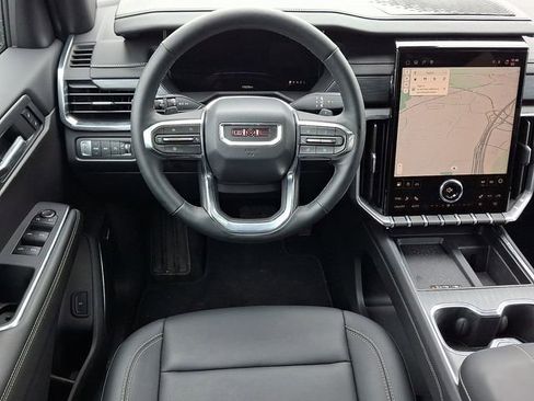 Used 2026 GMC Acadia Elevation w/ Elevation Premium Package AWD/4WD image 12