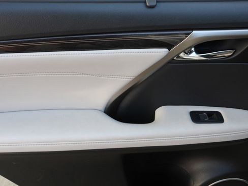 Used 2020 Lexus RX 350 AWD w/ Luxury Package image 35