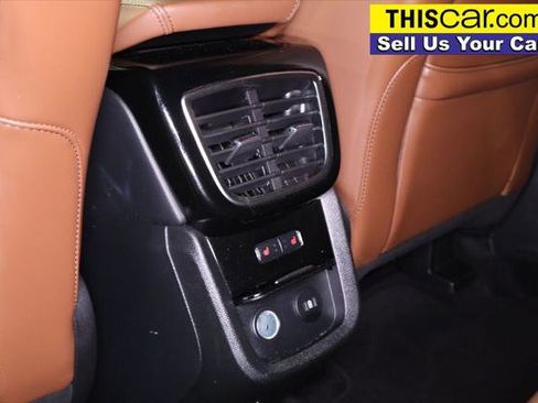 Used 2023 Lincoln Nautilus Reserve AWD/4WD image 27