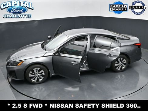Used 2024 Nissan Altima 2.5 S FWD image 34