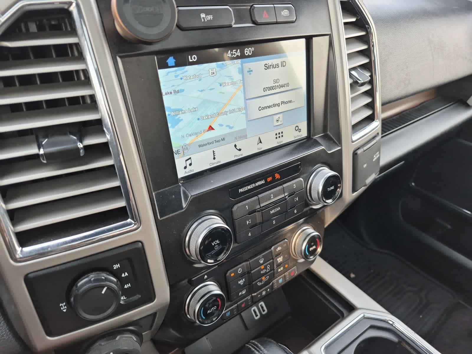 Used 2016 Ford F150 Lariat w/ Equipment Group 502A Luxury AWD/4WD image 29