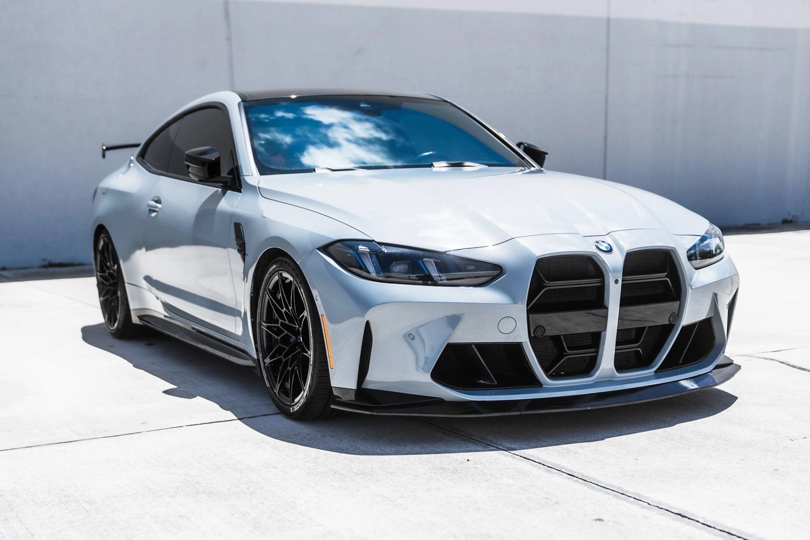 Used 2025 BMW M4 Competition w/ Executive Package RWD image 3
