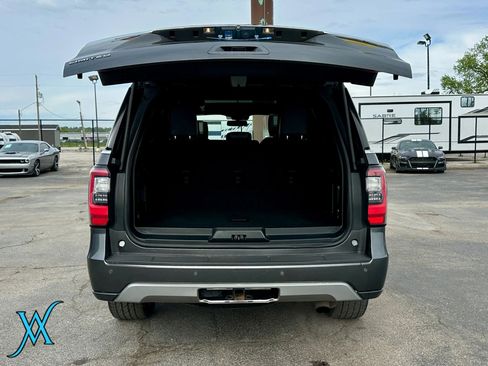 Used 2019 Ford Expedition Limited w/ Equipment Group 302A AWD/4WD image 42