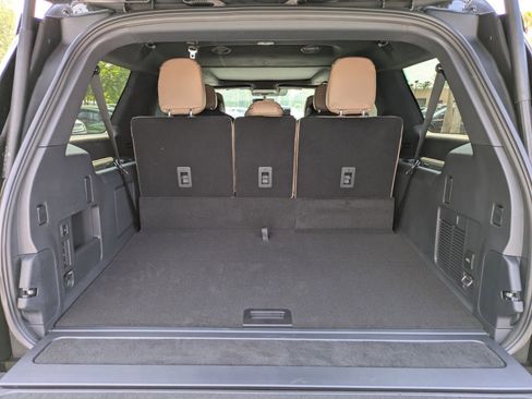 New 2026 Lincoln Navigator L Black Label AWD/4WD image 7