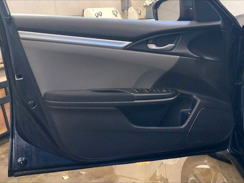 Used 2018 Honda Civic LX image 19