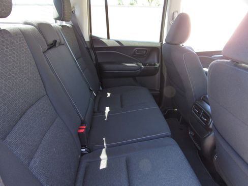 Used 2025 Honda Ridgeline Sport+ image 11