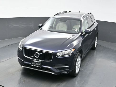 Used 2016 Volvo XC90 T6 Momentum w/ Vision Package image 35