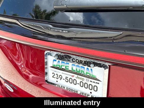 New 2026 Chrysler Pacifica Select image 31