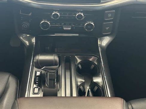 Used 2023 Ford F150 Lariat w/ Equipment Group 502A High image 8