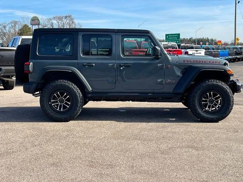 New 2026 Jeep Wrangler Unlimited Rubicon w/ Xtreme 35 Tire Package image 43