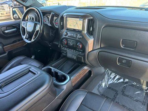Used 2021 Chevrolet Silverado 1500 High Country w/ Technology Package AWD/4WD image 21