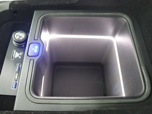 Used 2019 Land Rover Range Rover Sport HSE image 34