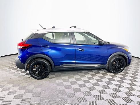 Used 2020 Nissan Kicks SR w/ SR Premium Package image 9
