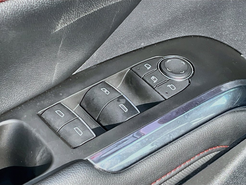 Used 2024 Chevrolet Traverse RS w/ LPO, Floor Liner Package AWD/4WD image 18
