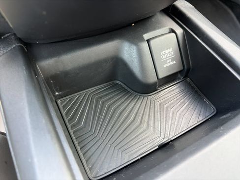 Used 2019 Honda CR-V Touring image 26