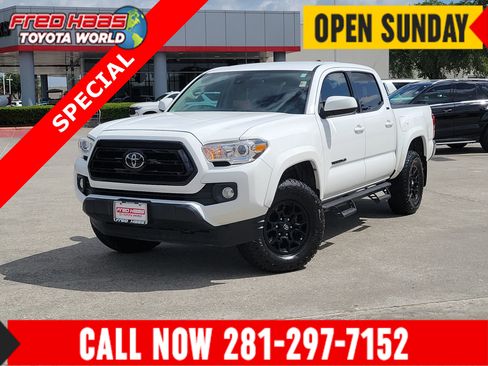 Used 2020 Toyota Tacoma SR5 RWD image 1
