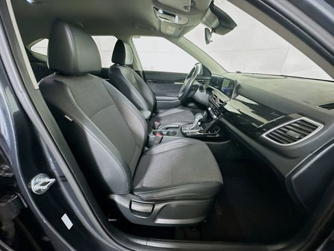 Used 2025 Kia Seltos S image 32
