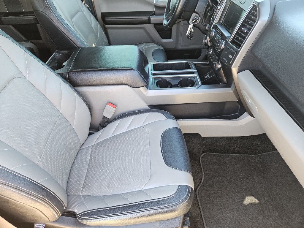 Used 2018 Ford F150 XLT w/ Equipment Group 302A Luxury AWD/4WD image 14
