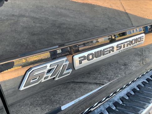 Used 2019 Ford F350 Lariat w/ Lariat Ultimate Package AWD/4WD image 10