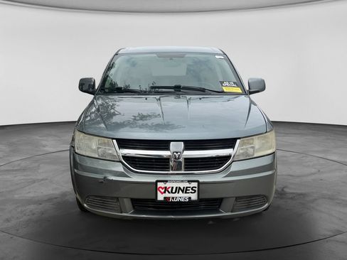 Used 2009 Dodge Journey SXT FWD image 3