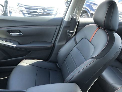 New 2025 Nissan Sentra SR w/ SR Premium Package image 31