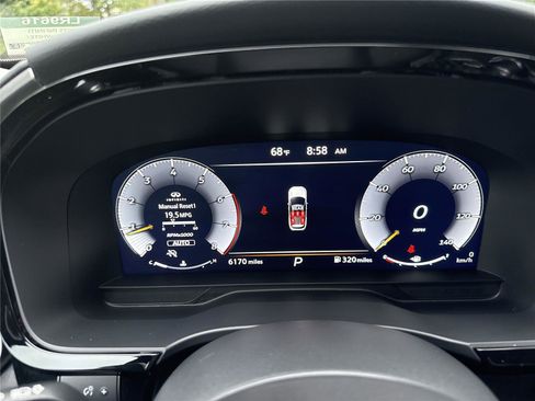 Certified 2025 INFINITI QX60 Luxe w/ Vision Package image 11