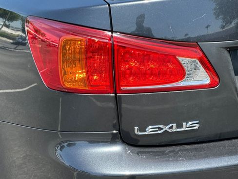 Used 2010 Lexus IS 250 RWD image 12