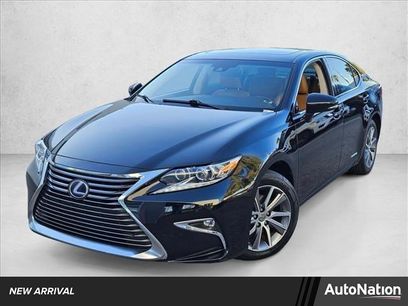Used 2017 Lexus ES 300h