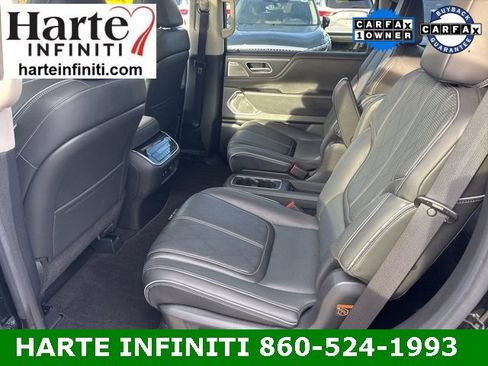 Certified 2025 INFINITI QX80 Sensory image 11