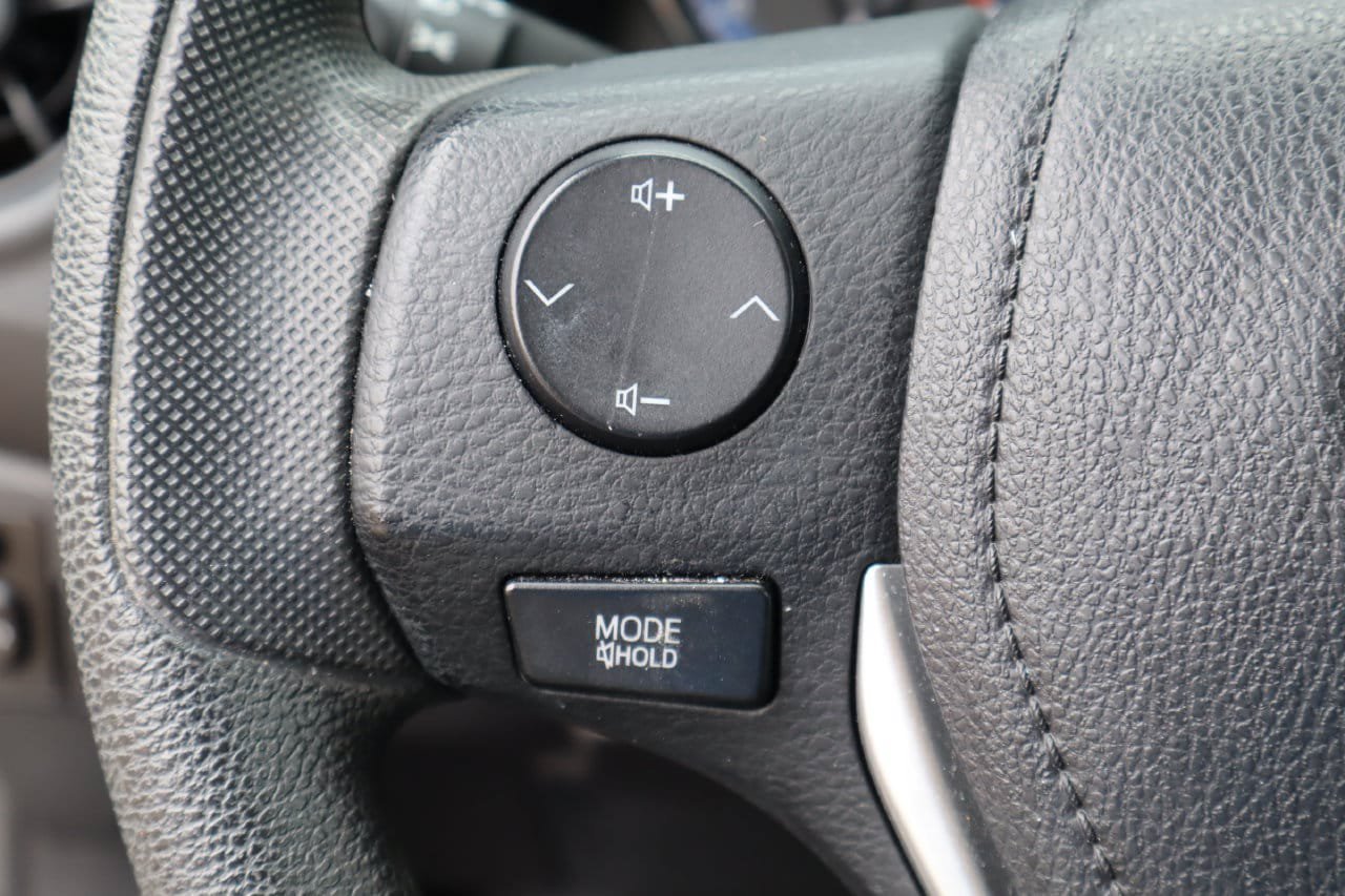 Used 2019 Toyota Corolla L FWD image 11