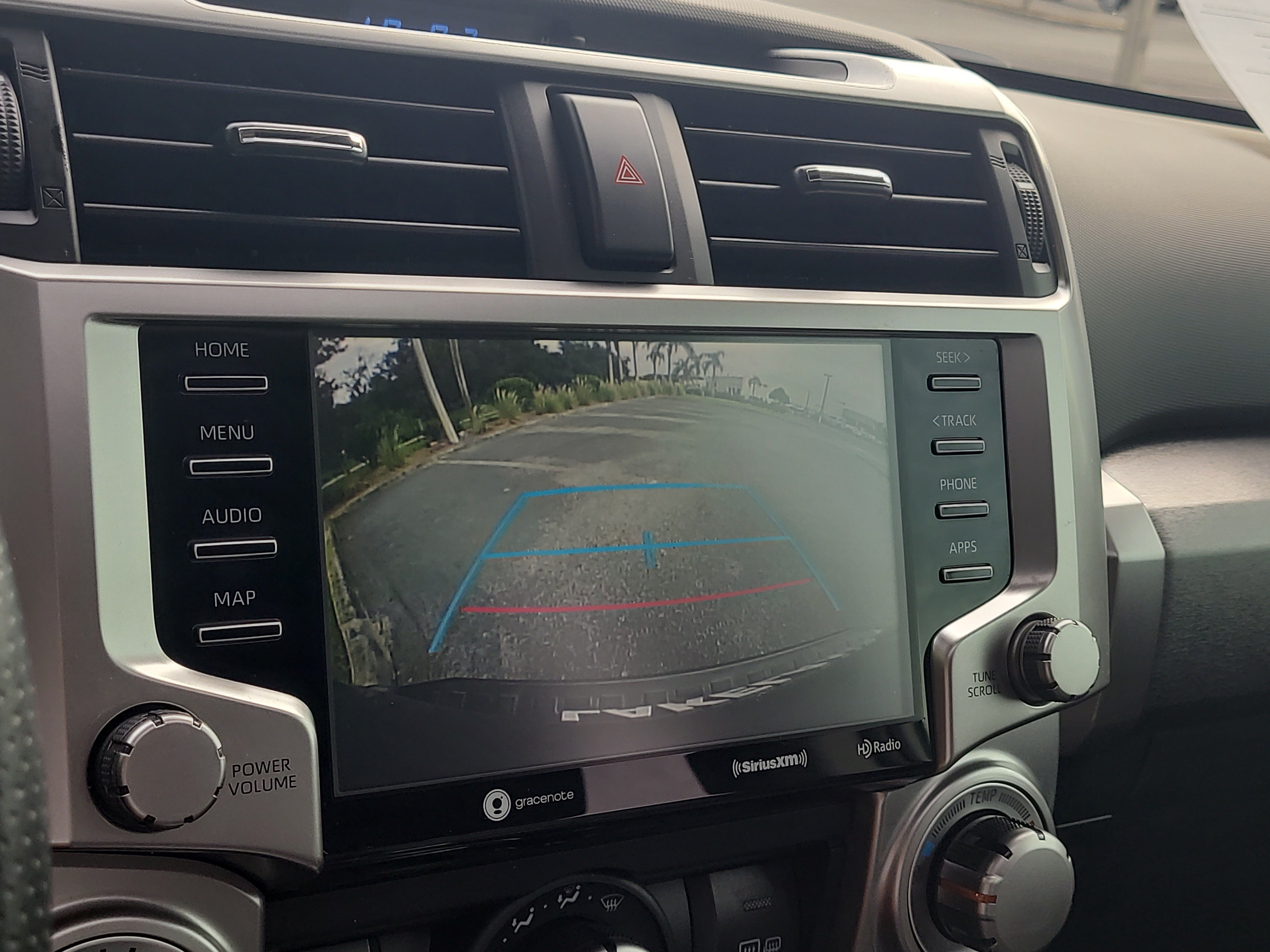 Used 2020 Toyota 4Runner SR5 Premium w/ Moonroof Package AWD/4WD image 26