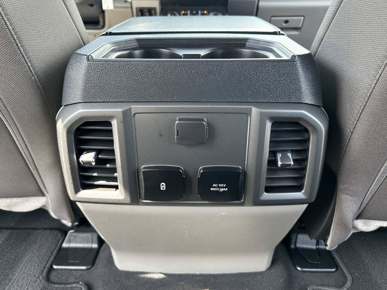 Used 2022 Ford F350 XLT w/ XLT Premium Package AWD/4WD image 40