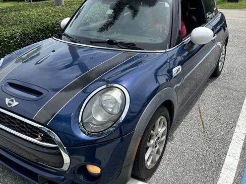 Used 2015 MINI Cooper S FWD image 2