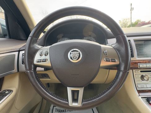 Used 2009 Jaguar XF Luxury image 19