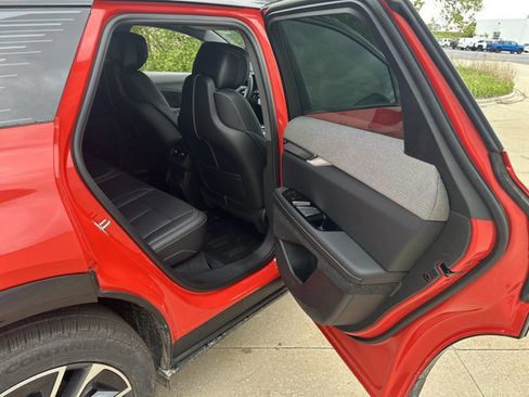 New 2025 Cadillac Optiq Sport 2 w/ LPO, Floor Liner Package image 27