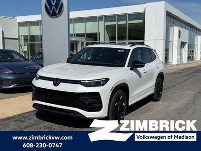New 2026 Volkswagen Tiguan SE R-Line