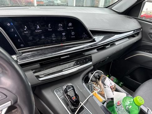Used 2022 Cadillac Escalade Sport w/ Touring Package AWD/4WD image 14
