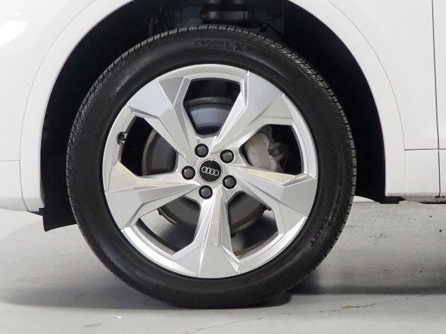 Used 2023 Audi Q5 2.0T Premium Plus w/ S Line w/ Premium Plus Package AWD/4WD image 52