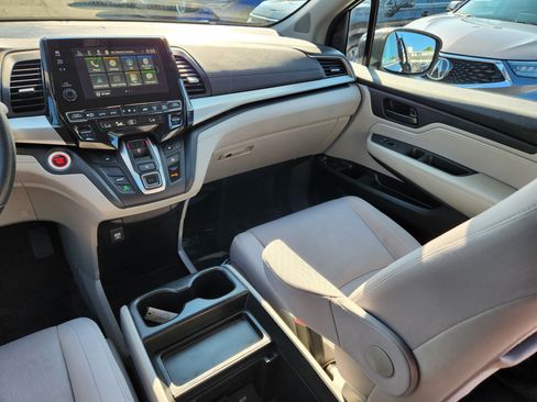 Certified 2019 Honda Odyssey EX image 14