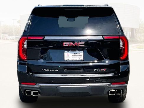 Used 2025 GMC Yukon AT4 Ultimate w/ LPO, Floor Liner Package AWD/4WD image 5