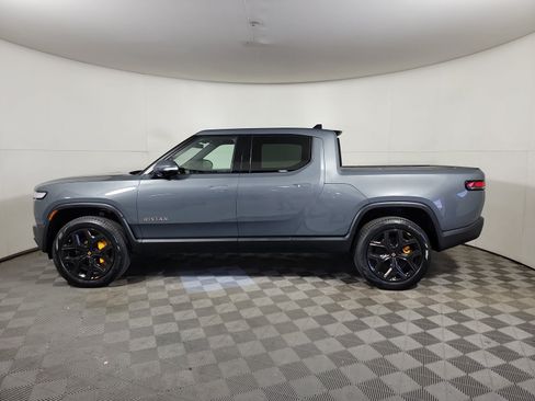 Used 2022 Rivian R1T Adventure AWD/4WD image 2