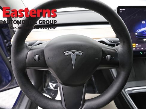 Used 2022 Tesla Model 3 Long Range AWD/4WD image 10