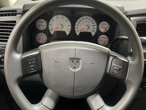 Used 2008 Dodge Ram 1500 Truck SLT image 15