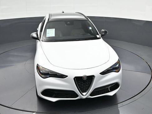 Used 2024 Alfa Romeo Stelvio Ti w/ Active Assist Plus Package AWD/4WD image 25