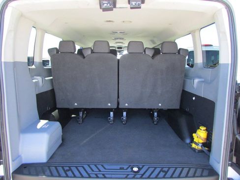 Used 2017 Ford Transit 350 XLT RWD image 29
